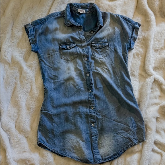 GeeGee Dresses & Skirts - GeeGee Button-Up Shirt Dress